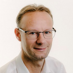Dr Arjen Zoeteman